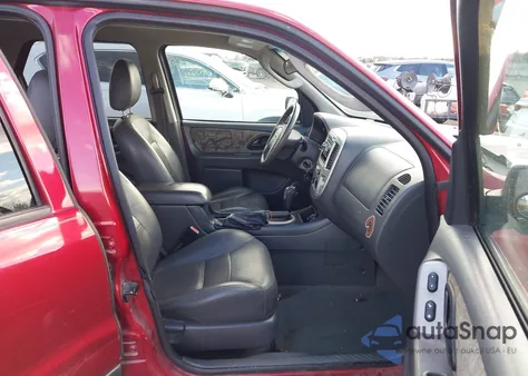 2006 Ford Escape из США, поврежденный, VIN 1FMYU93146KA72425